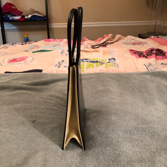 Purse - Picture 4 of 7